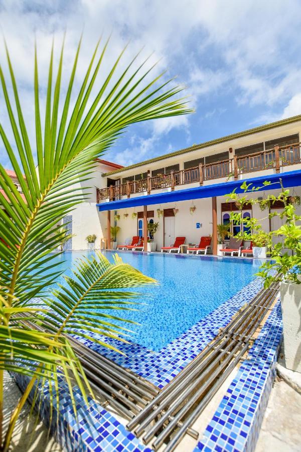 Equatorial Divers Lodge Addu Atol Buitenkant foto