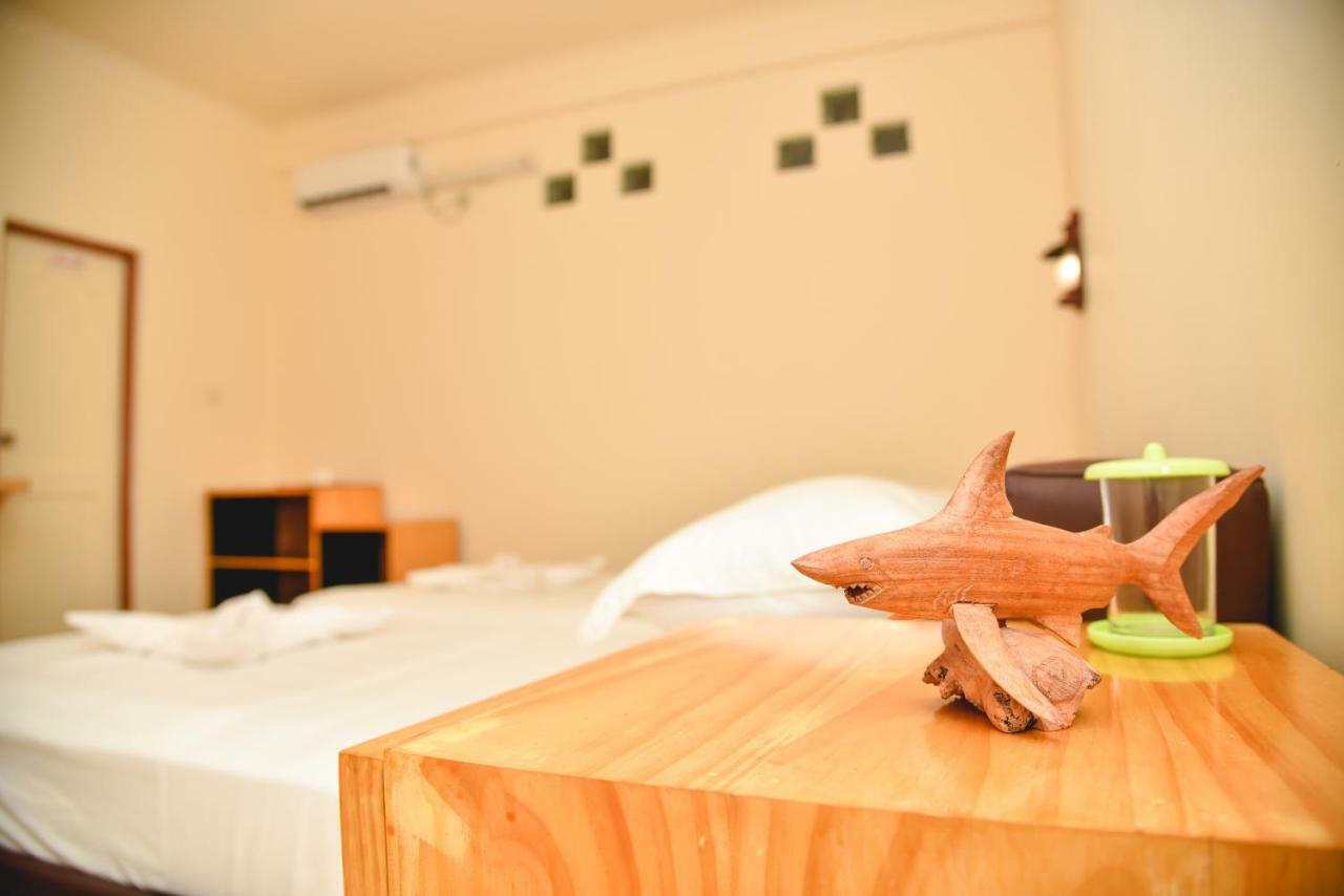 Equatorial Divers Lodge Addu Atol Buitenkant foto