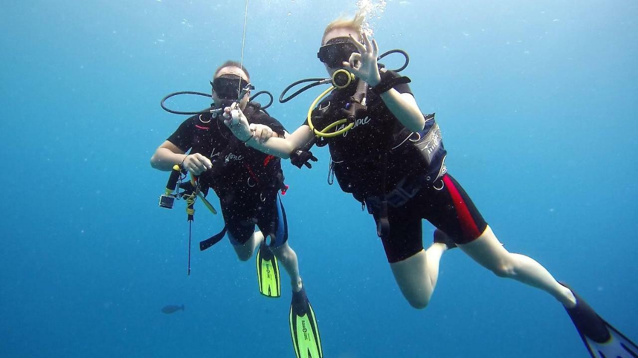 Equatorial Divers Lodge Addu Atol Buitenkant foto